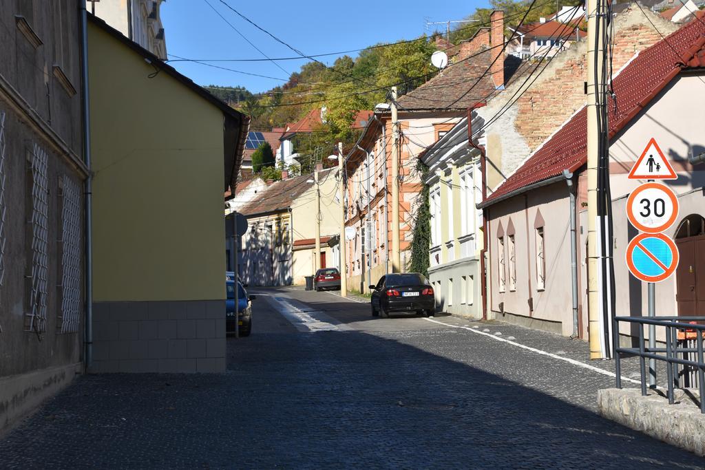 Malomszeg Apartman Pécs Exterior foto